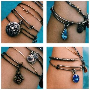 alex and ani bracelet bundle 🦋